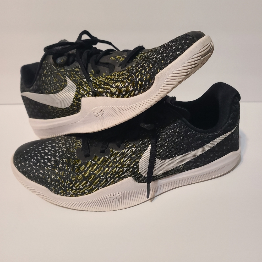 Nike Kobe Mamba Instinct Men's Size 8